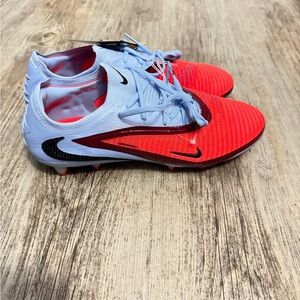 Nike Phantom Soccer cleats